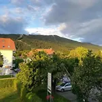 Stara Lipa Tasner Kitchen & P & Garage - Self Check-in Maribor