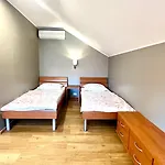 Casa de hóspedes Stara Lipa Tasner Kitchen & P & Garage - Self Check-in 3*