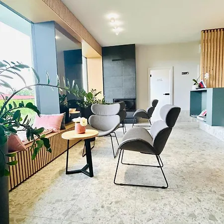 Penzion Stara Lipa Tasner With Free Parking & Kitchen & Garage