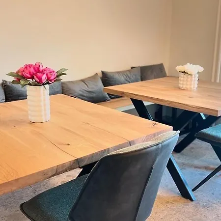 Guest house Stara Lipa Tasner Kitchen & P & Garage - Self Check-in Maribor