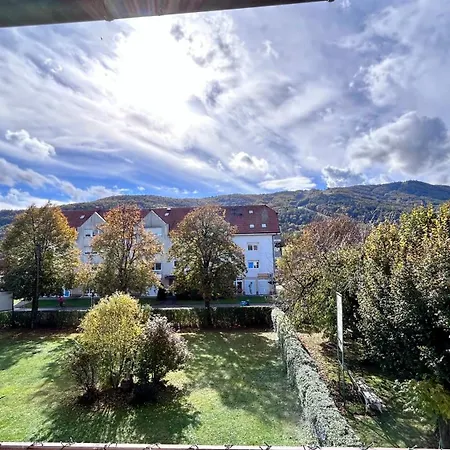 Stara Lipa Tasner Kitchen & P & Garage - Self Check-in Pensionat Maribor