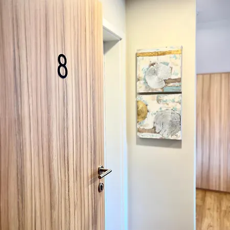 Гостевой дом Stara Lipa Tasner With Free Parking & Kitchen & Garage