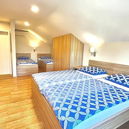 Pensjonat Stara Lipa Tasner With Free Parking & Kitchen & Garage