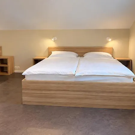 Stara Lipa Tasner With Free Parking & Kitchen & Garage Penzion