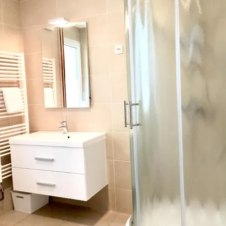 Stara Lipa Tasner Kitchen & P & Garage - Self Check-in 3*