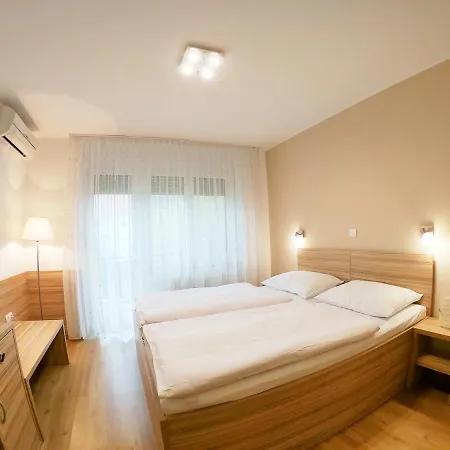 Stara Lipa Tasner Kitchen & P & Garage - Self Check-in Πανσιόν 3*