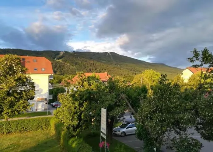 Stara Lipa Tasner Kitchen & P & Garage - Self Check-in マリボル