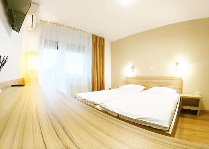 Stara Lipa Tasner Kitchen & P & Garage - Self Check-in